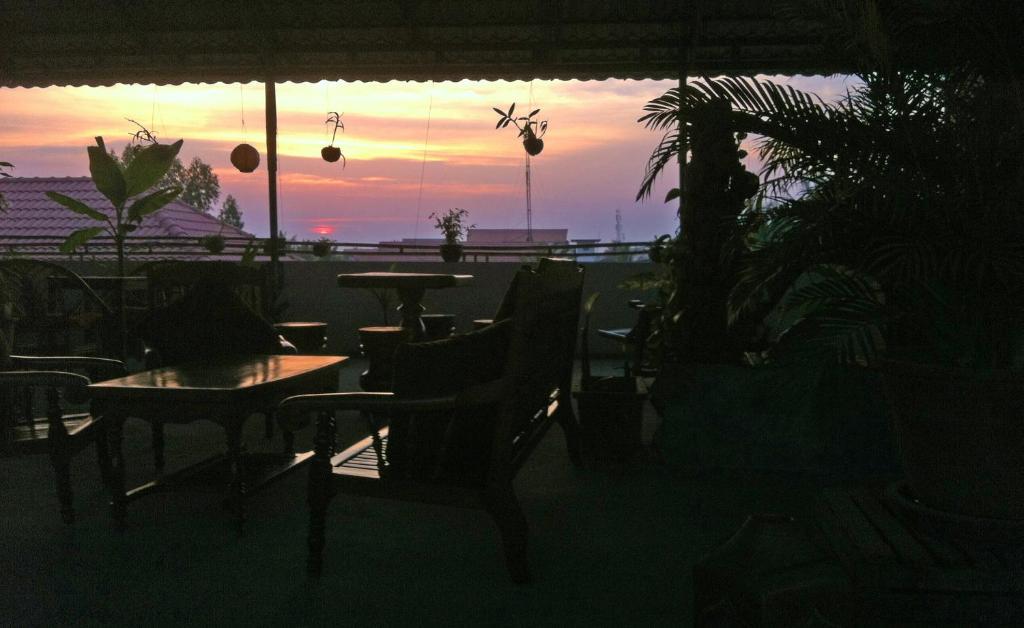 Firefly Guesthouse - The Berlin Angkor Siem Reap Ngoại thất bức ảnh