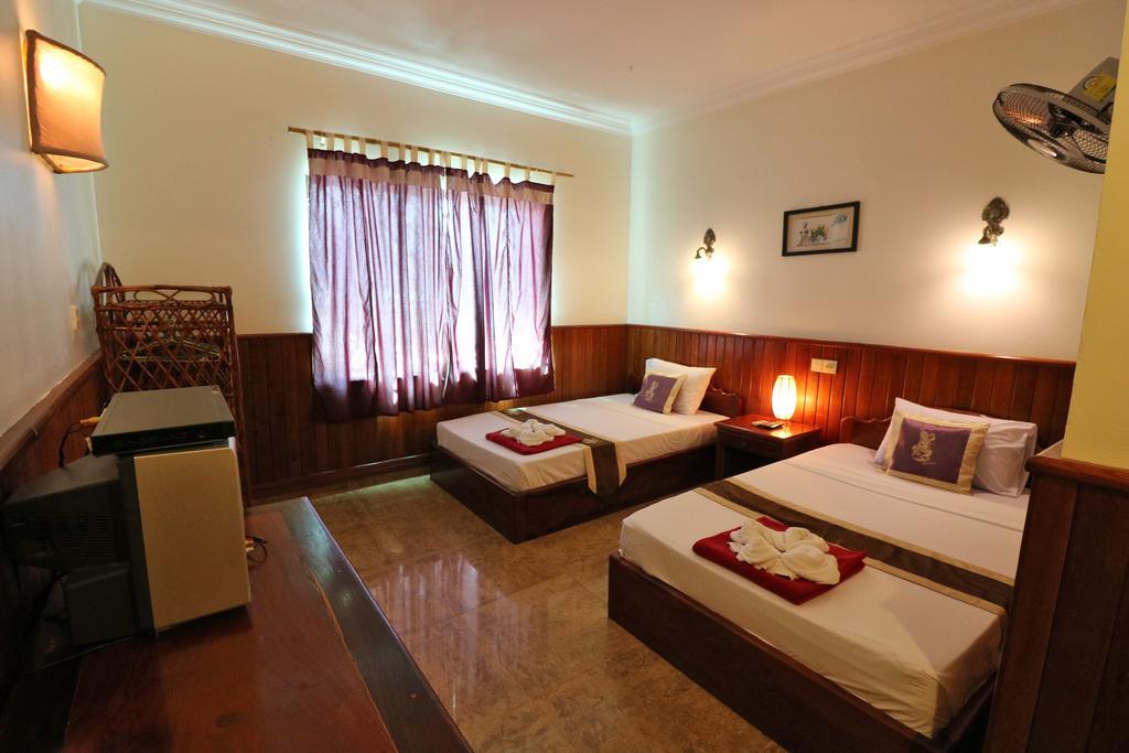 Firefly Guesthouse - The Berlin Angkor Siem Reap Ngoại thất bức ảnh