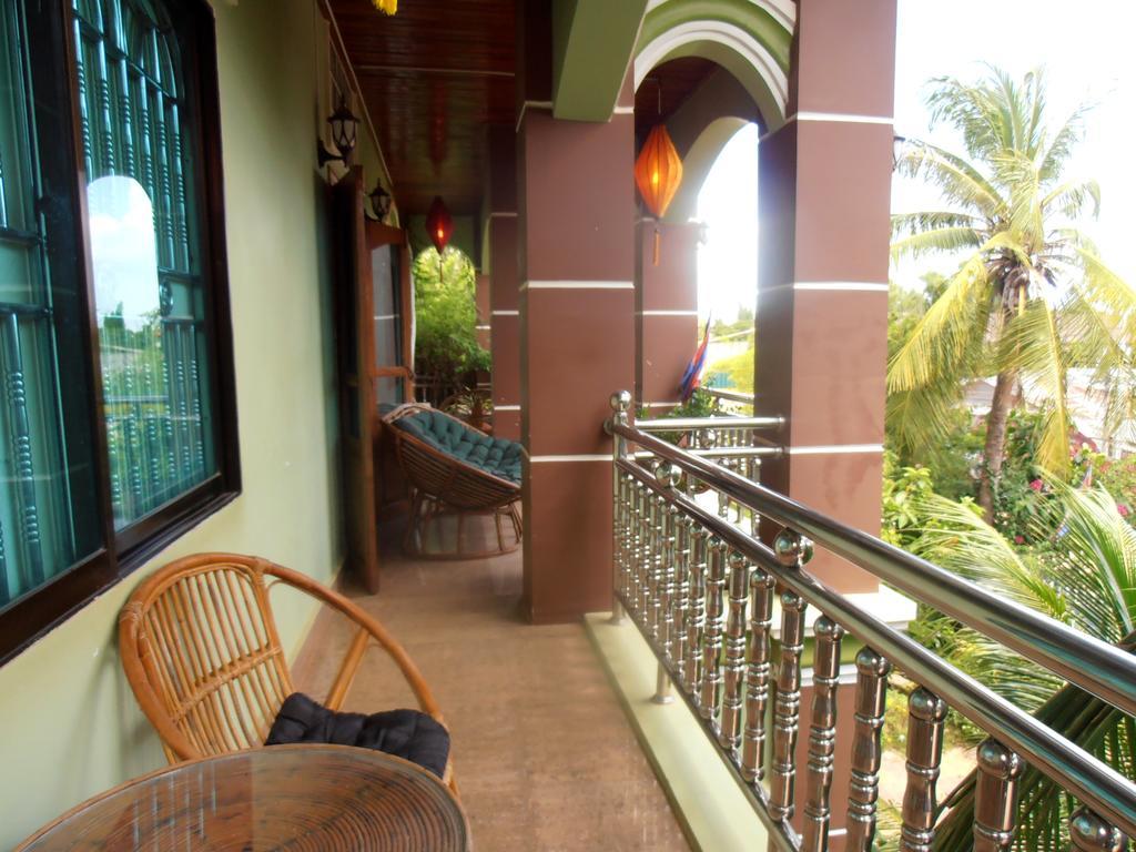 Firefly Guesthouse - The Berlin Angkor Siem Reap Ngoại thất bức ảnh