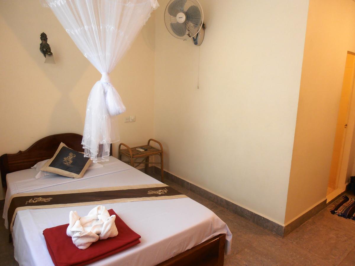 Firefly Guesthouse - The Berlin Angkor Siem Reap Ngoại thất bức ảnh