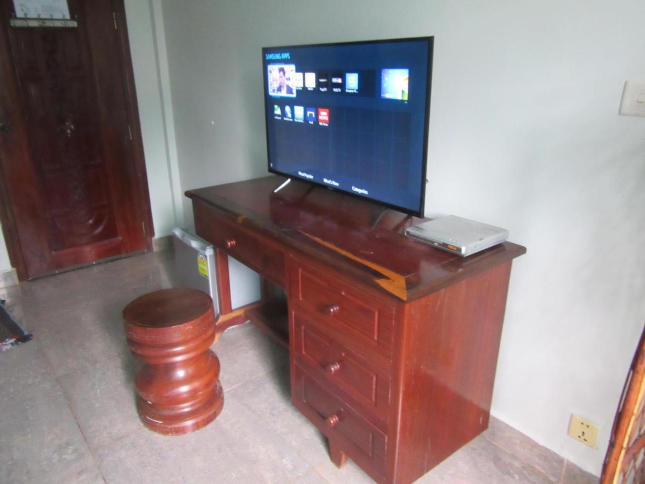 Firefly Guesthouse - The Berlin Angkor Siem Reap Ngoại thất bức ảnh